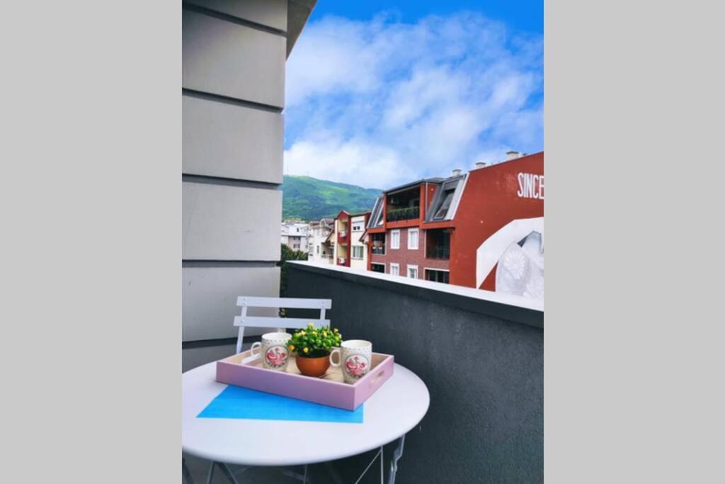 Centar One Apartmant سكوبجي المظهر الخارجي الصورة